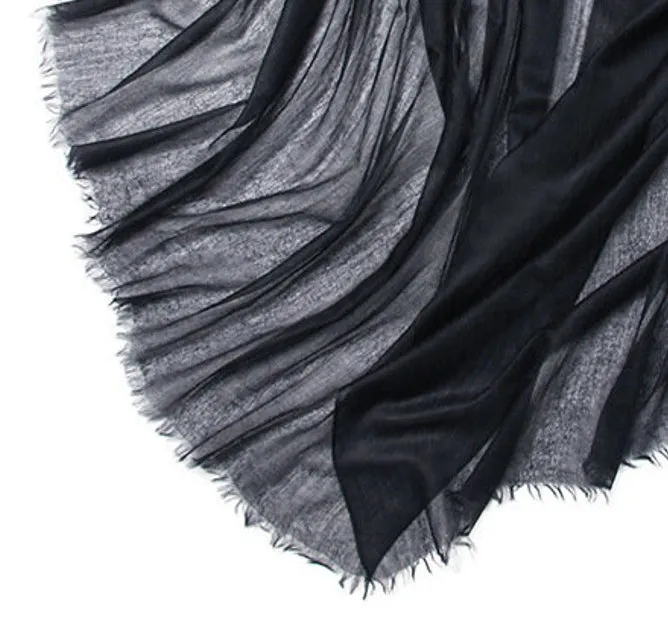 BLACK FEATHERWEIGHT CASHMERE