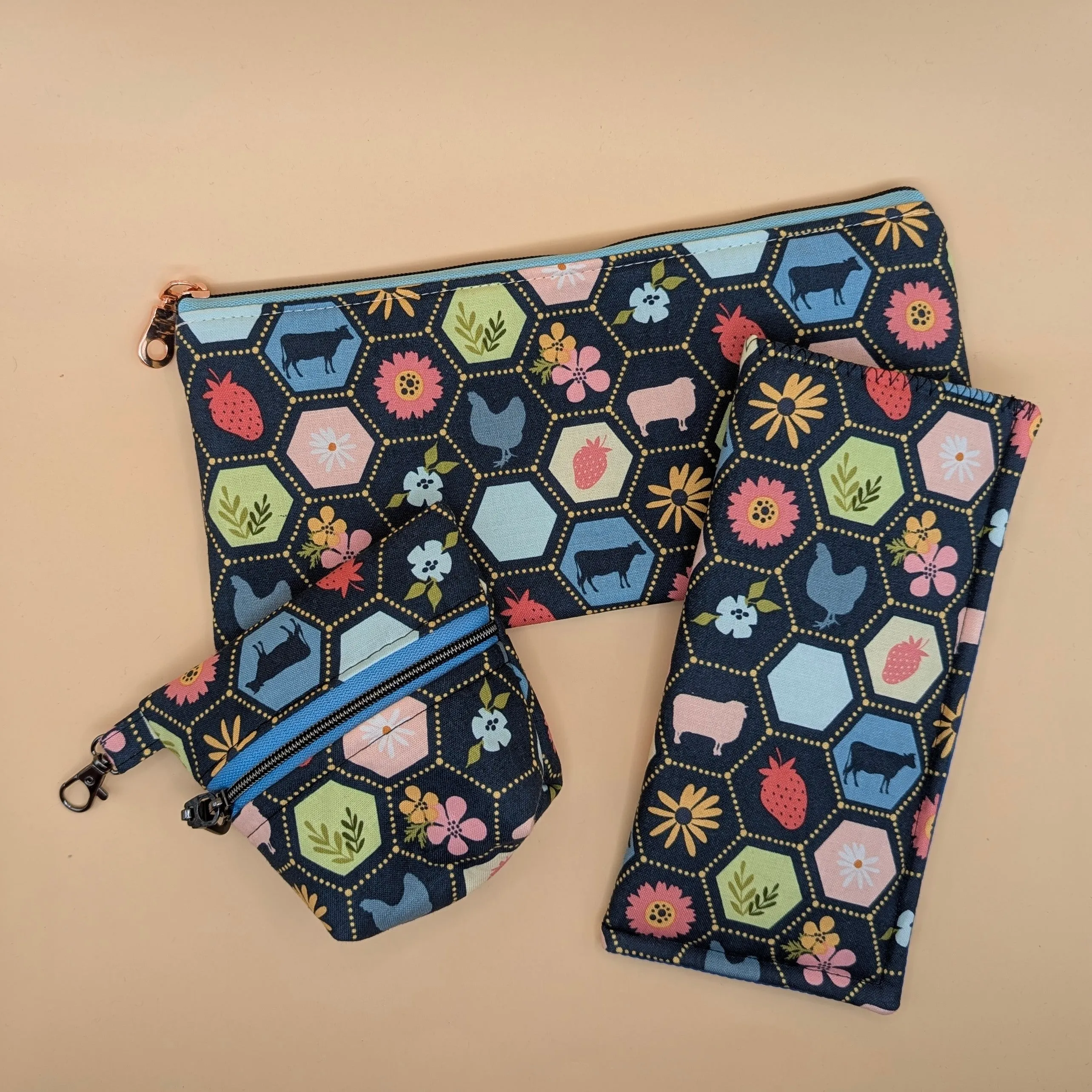 Blue Farm and  Fruit Mini Pouch