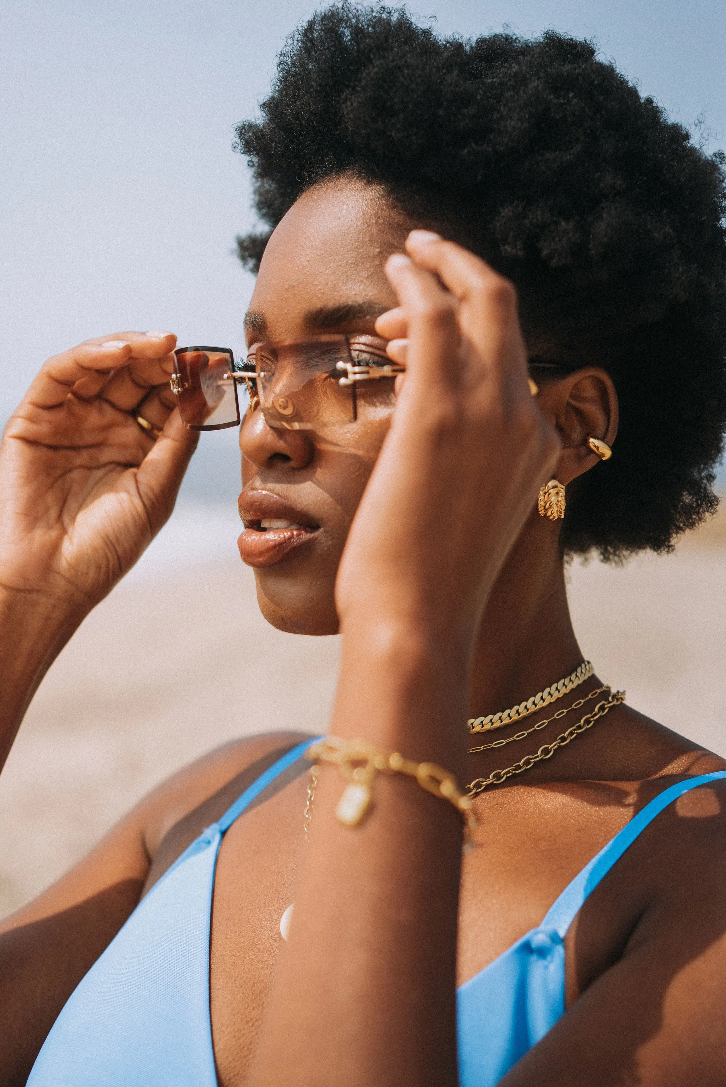 CAPRI HOOP EARRINGS