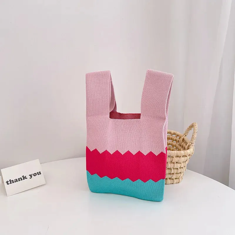 Charming Knitted Beach Bag 🏖️✨ - Trendy Tote with Woven Wrist Pouch 👜💖