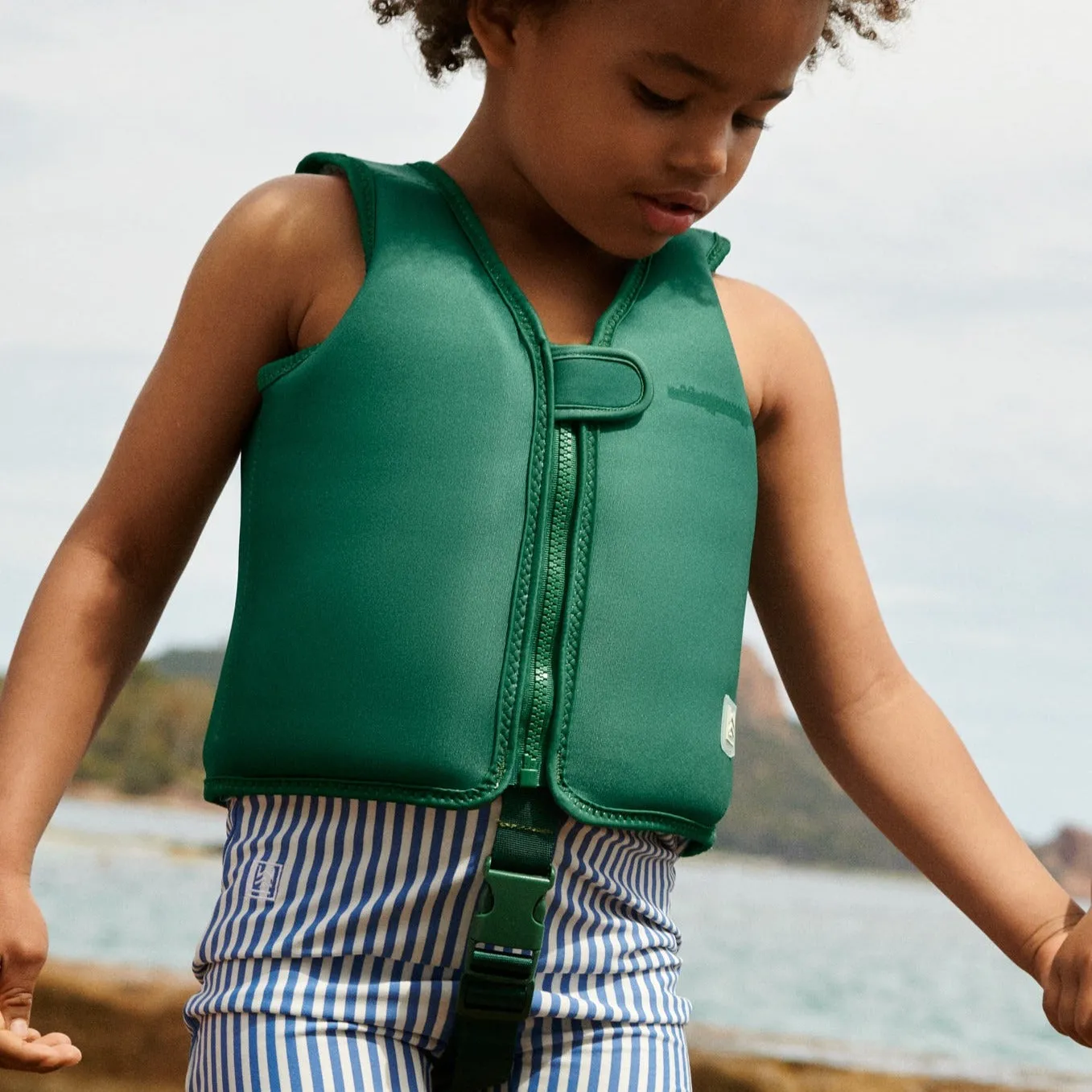 Dove Crocodile Spike Neoprene Swim Vest (Garden Green)