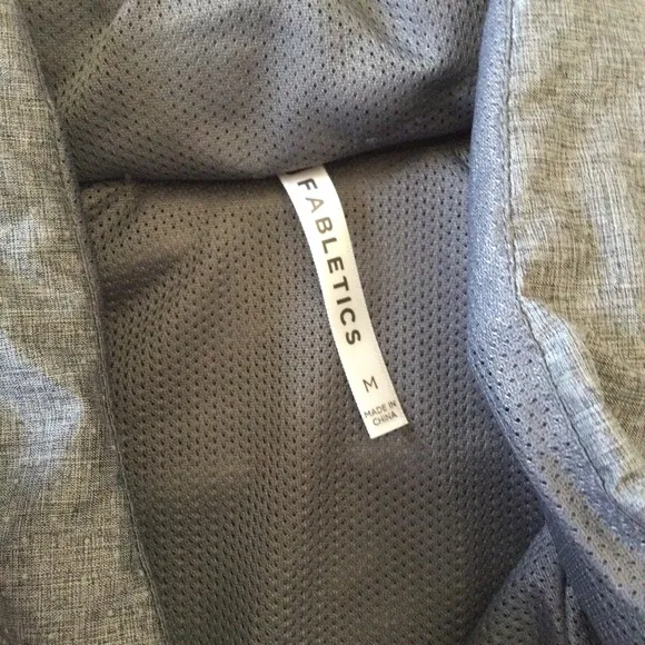 Fabletics Danielle 1/2 Zip Pullover Jacket Water Resistant New Without Tags M