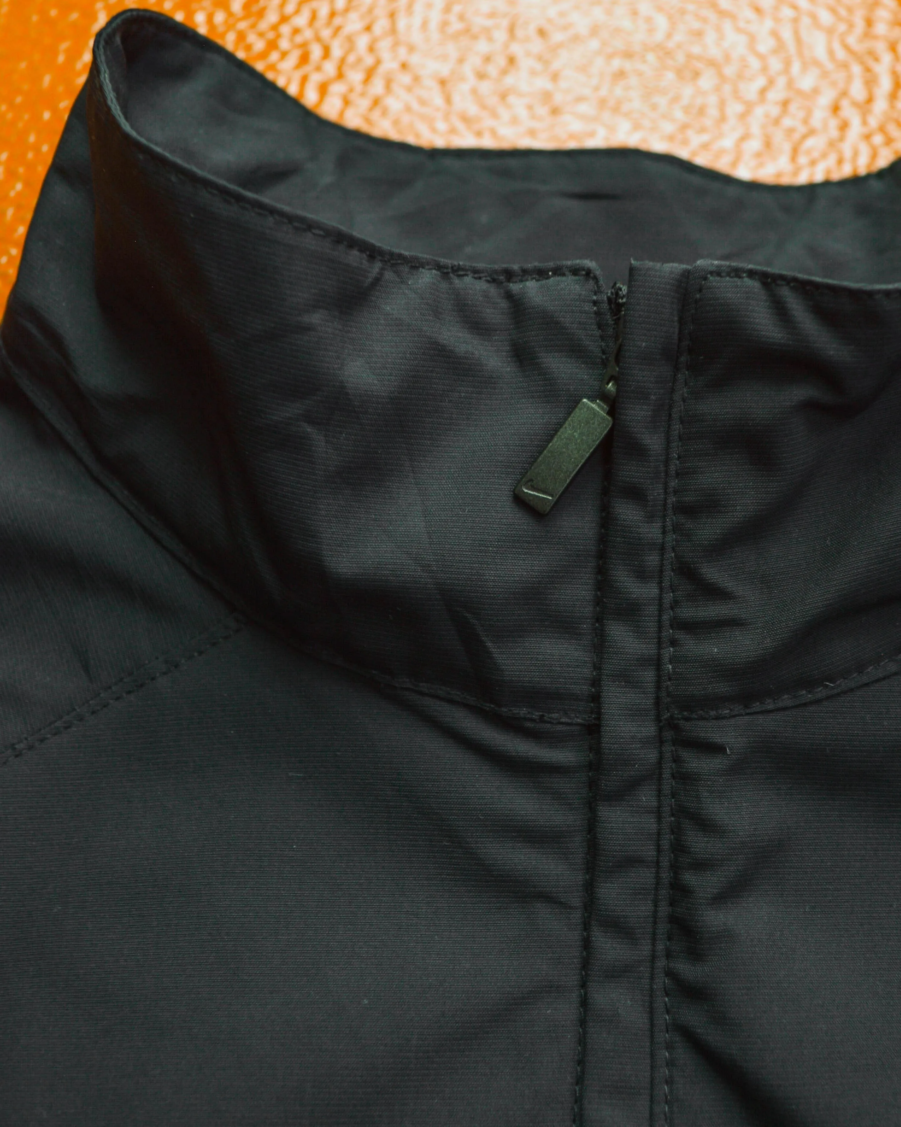 Golf Detachable Sleeve / Convertible Black Tonal Track Top (~M~)