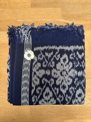 IKAT BLANKET - NAVY/WHITE