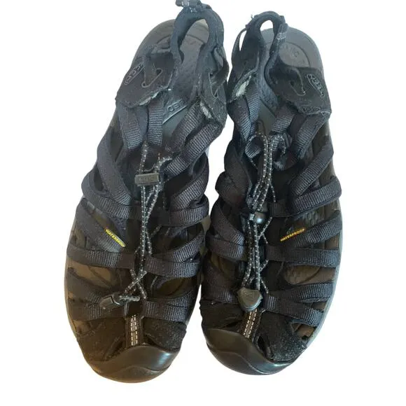 Keen Men's Black Size 10 Water/Hiking Shoe/Sandal Closed Toe