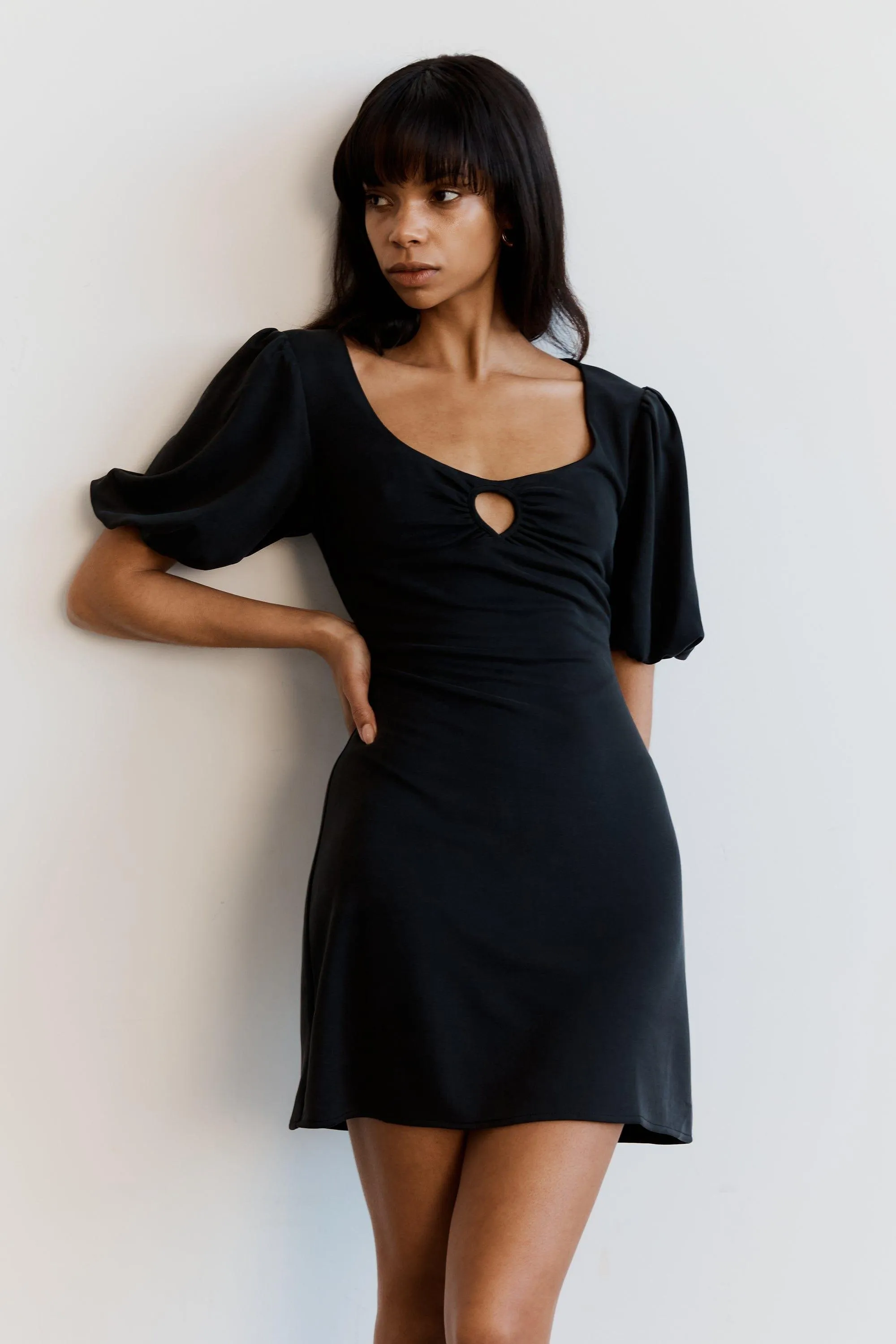 MARBLE BALLON SLEEVE MINI DRESS | WASHED BLACK