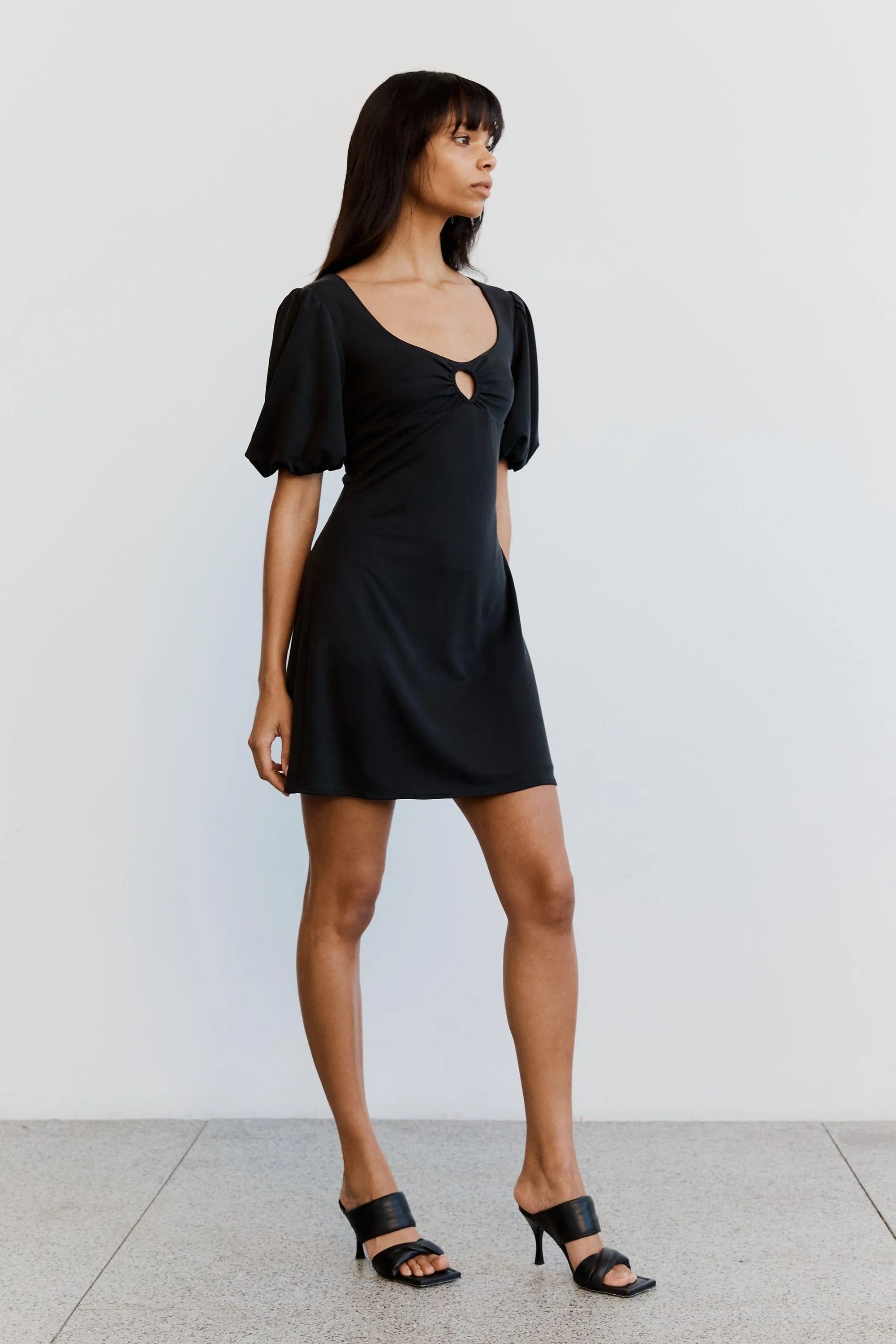 MARBLE BALLON SLEEVE MINI DRESS | WASHED BLACK