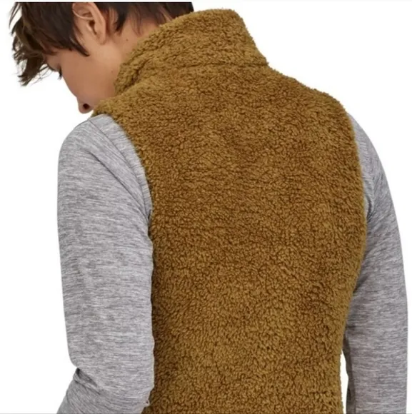 NWT Patagonia Women’s Los Gatos Fleece Vest in Brown Size Small