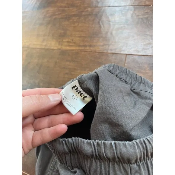 Pact Organic Women’s Drawstring Shorts In Charcoal Grey - S