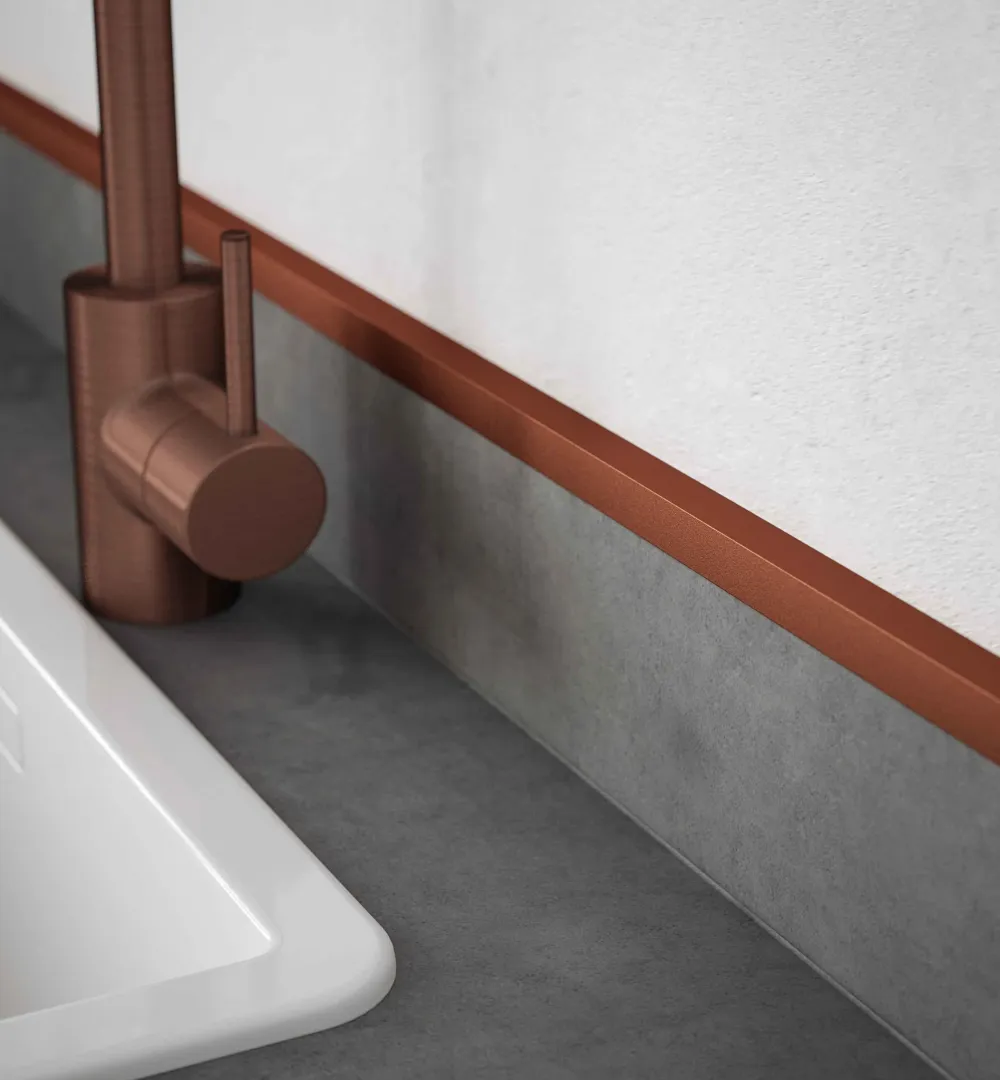 RUK Aluminium Equal Sided Angle 2500mm - Antique Copper