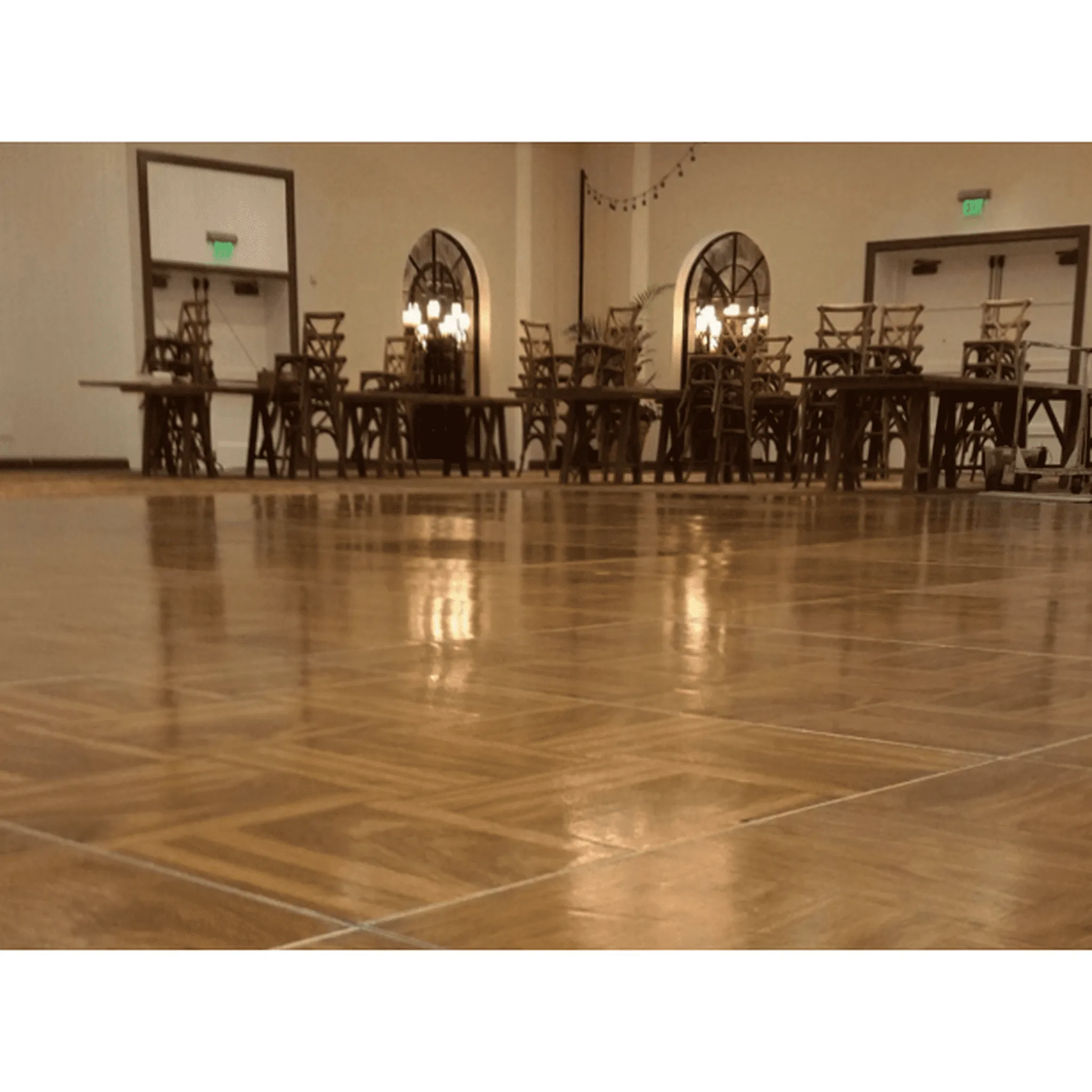 Rustic Cedar Vinyl Portable Dance Floor - Subfloor Included