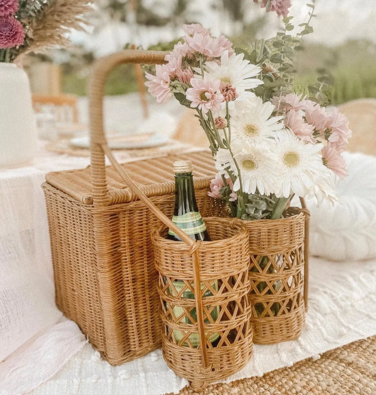 Soleil Picnic Basket
