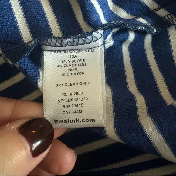 Trina Turk Kearney V-Neck Blue White Striped Casual Beach Sun Dress Size 4 NWT