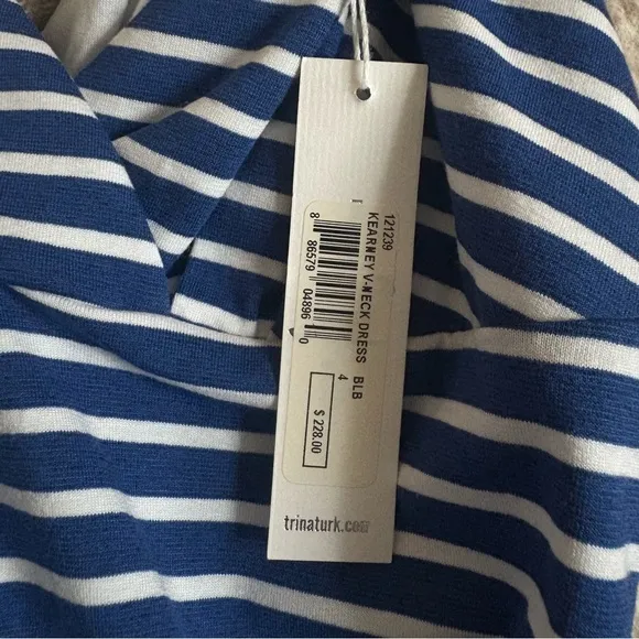 Trina Turk Kearney V-Neck Blue White Striped Casual Beach Sun Dress Size 4 NWT