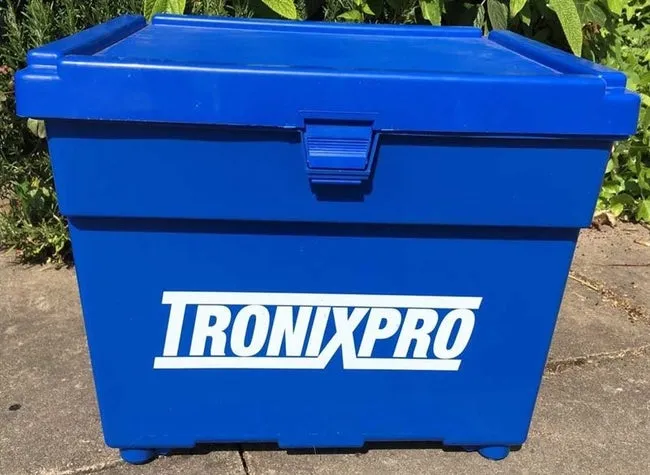 Tronix Beach Seat Box