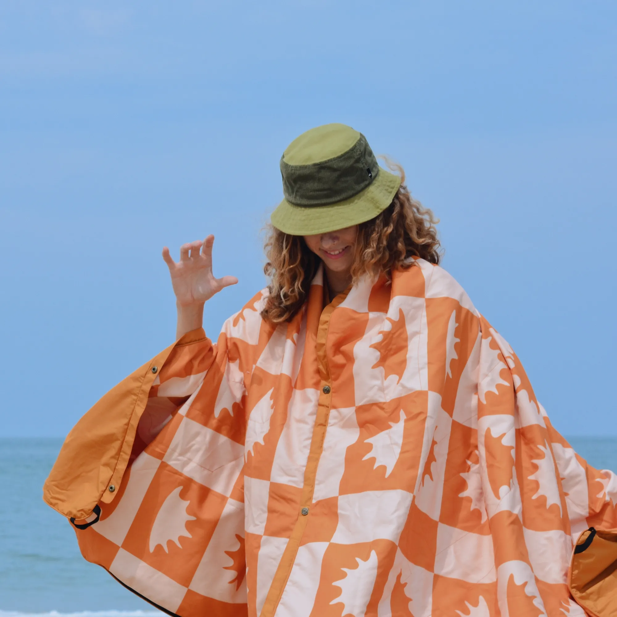VOITED Compact Picnic & Beach Blanket  - Concha