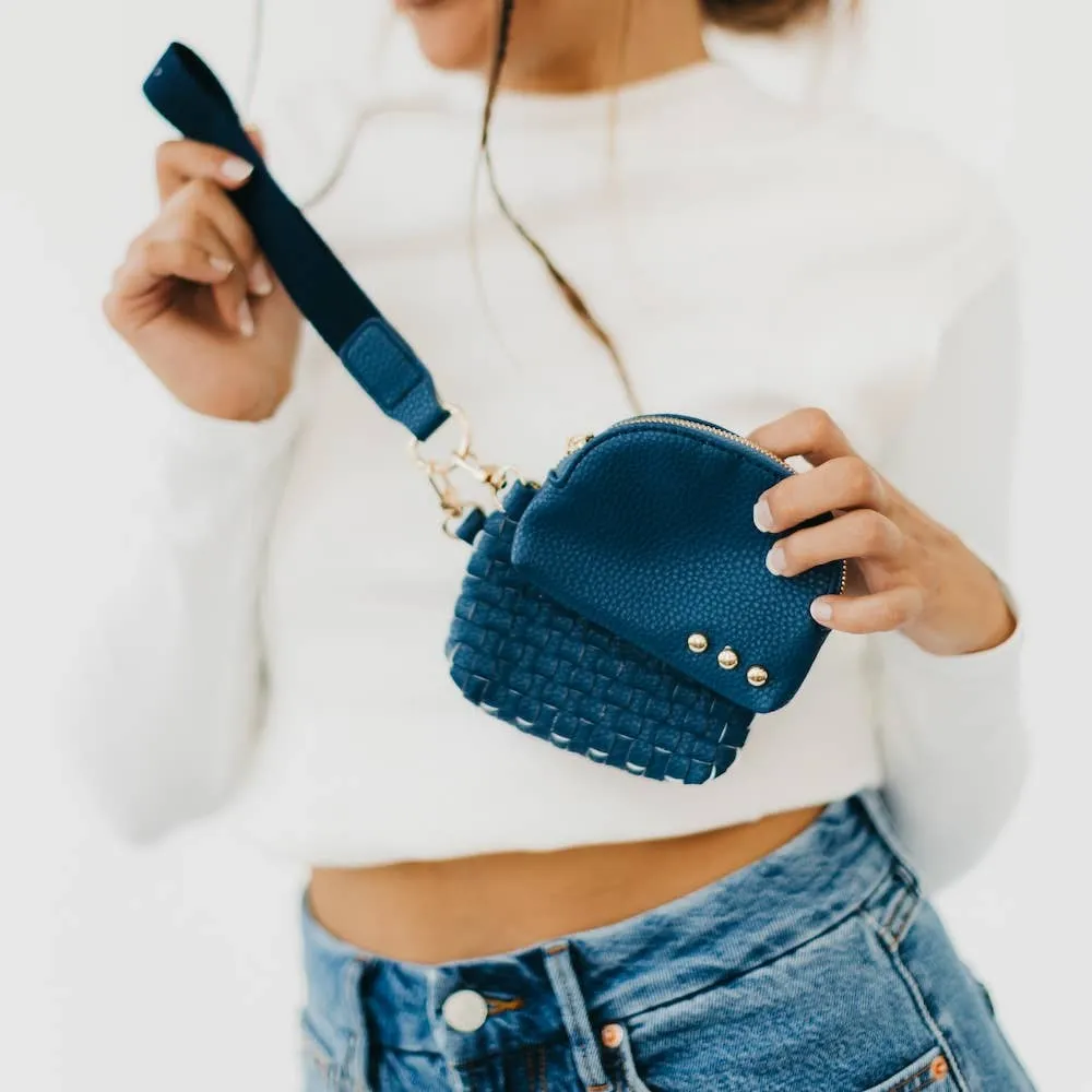 Wonderlust Woven Dual Pouch Wristlet STOCKING STUFFER