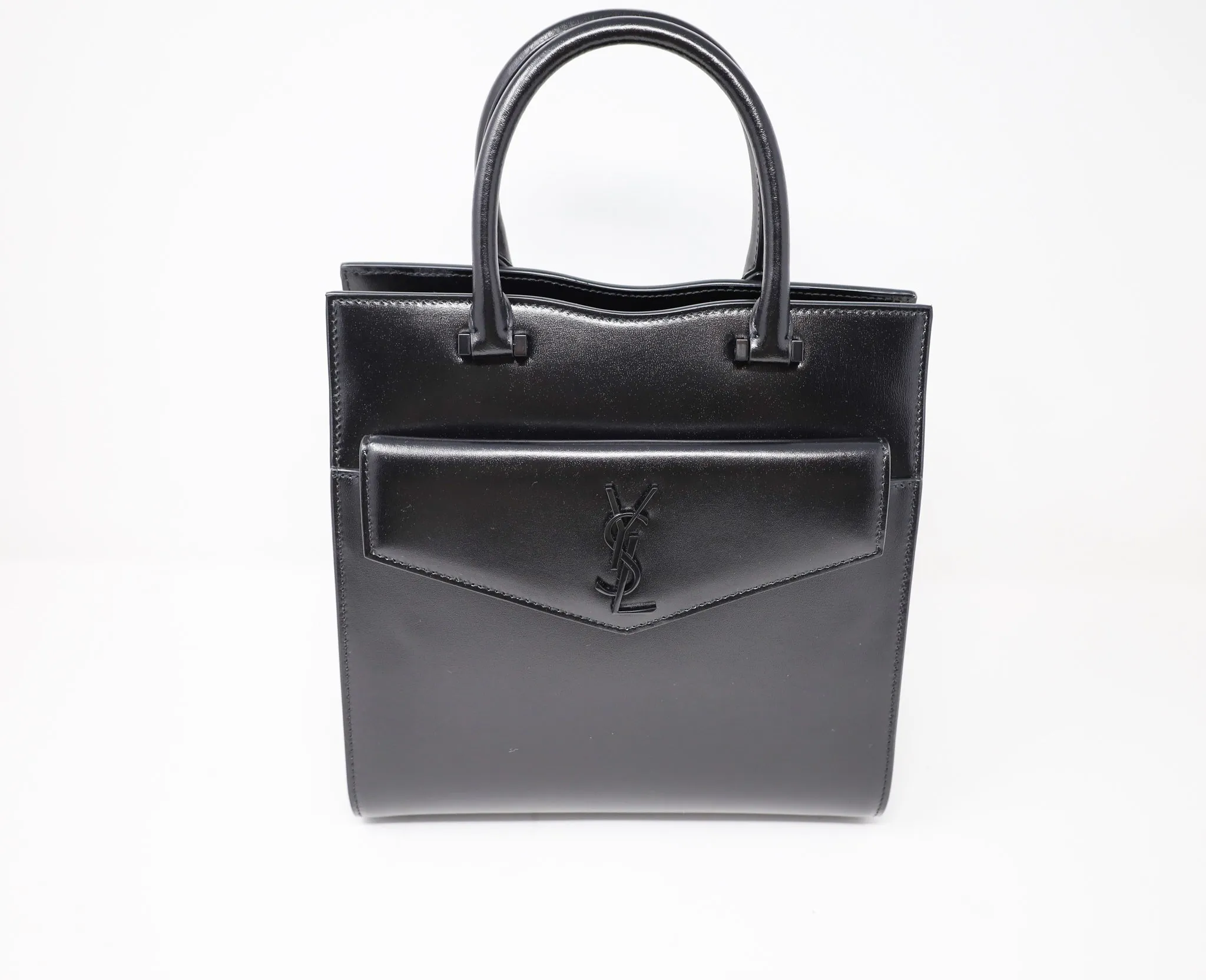 Yves Saint Laurent Medium Uptown tote In Shiny Smooth Leather